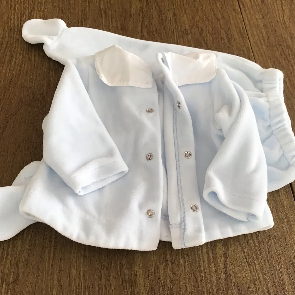 Jacadi Soft Blue Baby Ensemble - Picture 2 of 5